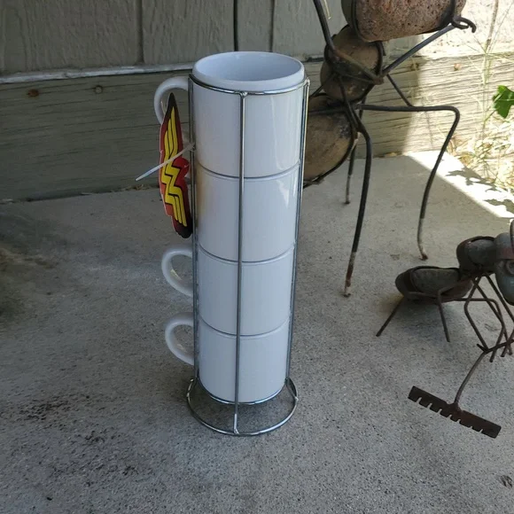 Marvel Wonder Woman Staking Mugs Set Of 4 New W Tag - Picture 4 of 8